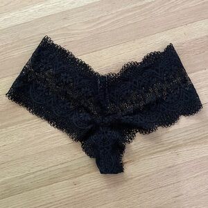 Victoria’s Secret Lace shortie
